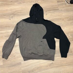 Nike Men’s Black and Olive Two-Tone Pullover Hoodie